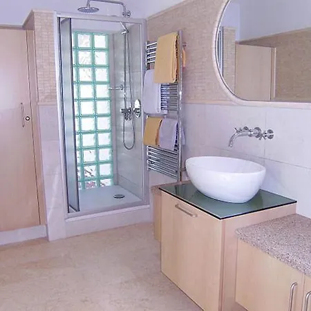 Sleeps 8 With Pool Air Con And Wifi * Vale do Lobo